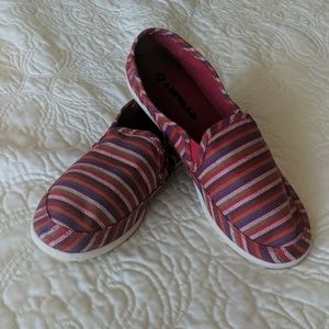 Airwalk slip on sneakers